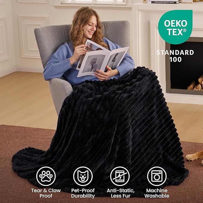 Joiedomi Black Throw Blanket for Couch, Soft & Warm Black Fleece Blankets Gifts for Women Men Mom, Cozy Cute Soft Throw 50x60 Inches