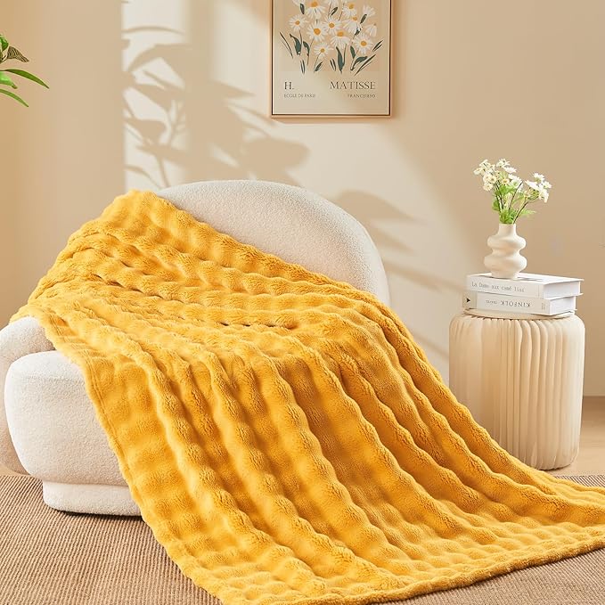 NEWCOSPLAY Queen Blanket for Couch Mustard Yellow Super Soft Flannel Fleece 3D Bubble Lightweight Bed Blanket All Season Use (Mustard Yellow, Queen(90"x90"))