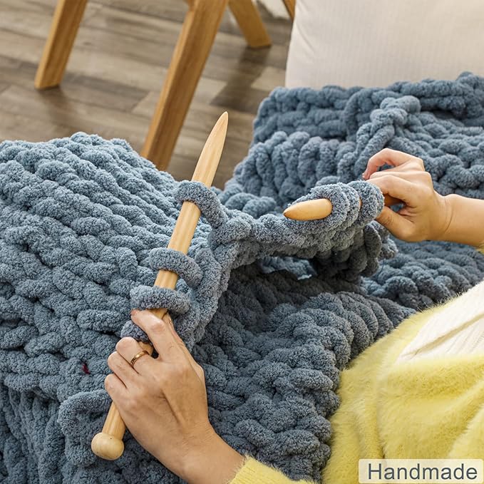 WESHIONGOO Chunky Knit Blanket Throw 51"×63" Knitted Throw Blankets for Couch Bed Fluffy Soft Blanket with Jumbo Chenille Yarn Thick 100% Handmade(Dusty Blue)