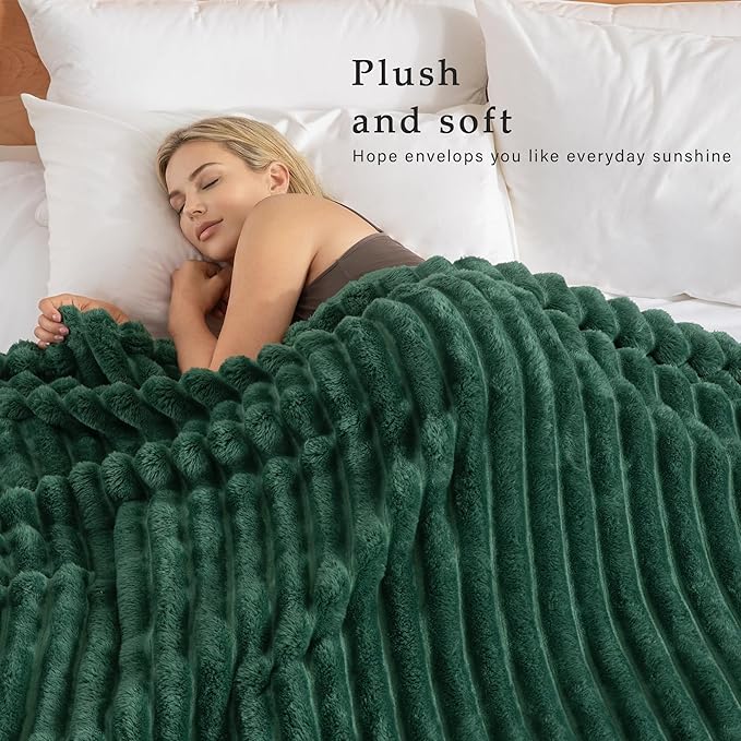 Exclusivo Mezcla King Size Flannel Fleece Blanket, Super Soft Striped Jacquard Bed Blanket, Lightweight Fuzzy Cozy for All Seasons, 90x104 Inches, Forest Green