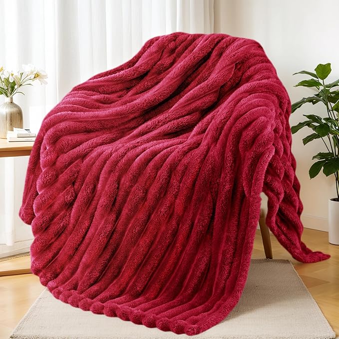 Exclusivo Mezcla Fleece Throw Blanket for Couch, Super Soft Striped Jacquard Bed Blanket, Lightweight Fuzzy Cozy for All Seasons, 50x60 Inches, Deep Red
