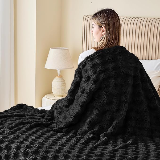 NEWCOSPLAY Throw Blanket for Couch Black Super Soft Flannel Fleece 3D Bubble Lightweight Bed Blanket All Season Use (Black, Throw(50"x60"))
