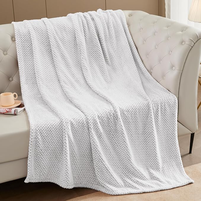 Exclusivo Mezcla Fleece Bed Blanket Queen Size, Super Soft and Warm Blankets for Couch, Sofa and Bed Waffle Textured, Cozy, Fuzzy and Lightweight (Heather Light Grey, 90x90 Inches)