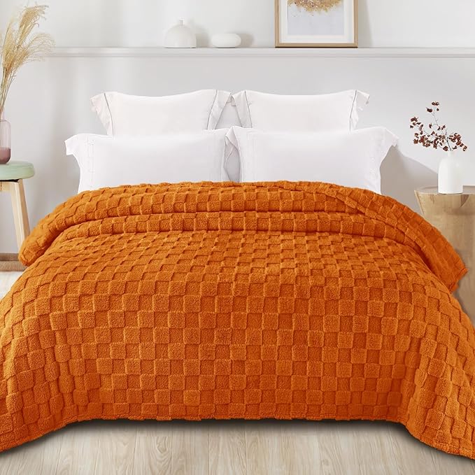Exclusivo Mezcla King Size Flannel Fleece Blanket, Super Soft and Warm Lightweight Checkered Pattern Blanket for All Seasons, 90x104 Inches, Burnt Orange