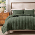 Bedsure King Size Quilt Sets – Ultra Soft Lightweight Green Bedspread Coverlet with 2 Pillow Shams, Breathable & Cozy Quilted Bedding, All Season Bedroom Decor, 3 Piece (106x96 Inches)