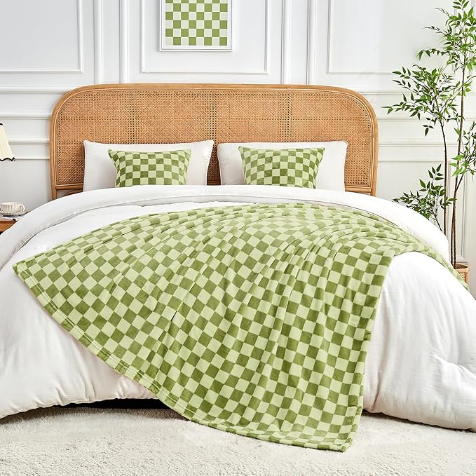 FY FIBER HOUSE Checkered Flannel Fleece Throw Blanket King Size Soft Cozy Checkerboard Grid Print Chessboard Pattern Blankets for Bed Couch Sofa, 90"x108", Sage Green