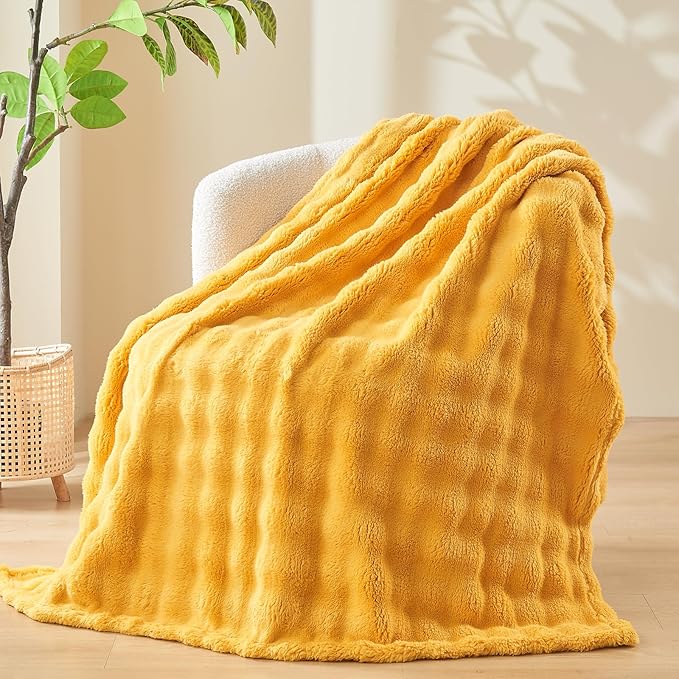 NEWCOSPLAY Queen Blanket for Couch Mustard Yellow Super Soft Flannel Fleece 3D Bubble Lightweight Bed Blanket All Season Use (Mustard Yellow, Queen(90"x90"))