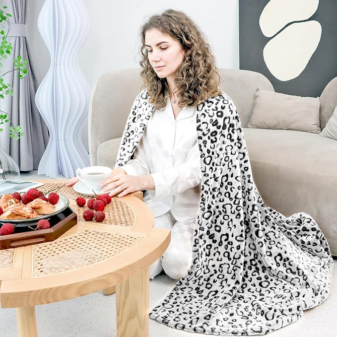 ZHIKU Warm Blanket Throw Soft Fleece Blankets Lightweight Throw Blanket 60"x80"