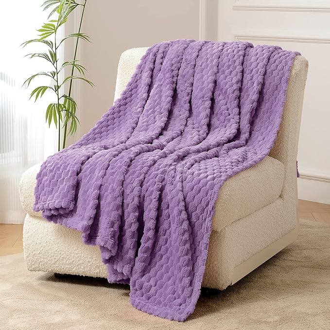 FY FIBER HOUSE Fleece Blanket King Size for Bed 300GSM Super Soft Plush Fuzzy Blankets and Throws for Sofa Couch Office, 90x108 Inches, Lavender