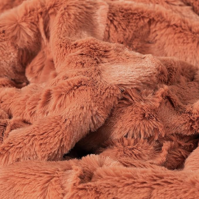 TOONOW Faux Fur Luxury Throw Blanket,Double Side Soft Fluffy Shaggy Fuzzy Blanket for Couch Sofa Bed (Carnelian, X-Large Twin Size)
