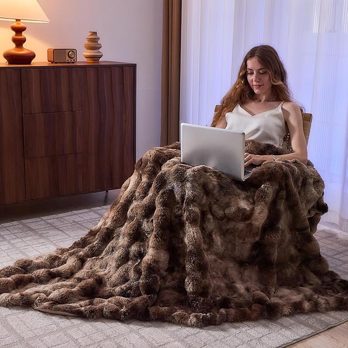 Lotus Karen Faux Fur Throw Blanket Tie-Dye Dark Coffee-Big Bubble Rabbit Fluff Blanket for Couch,Small Fluffy Fuzzy Cozy Blanket,Thick Furry Plush Shaggy Blankets,50x60 Inches