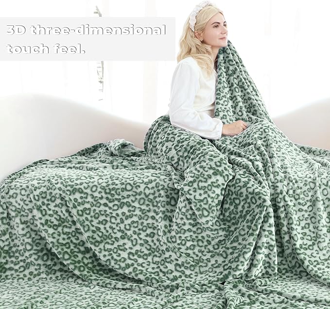 Green Leopard Print Blanket Fleece Blanket Plush Cozy Soft Green Throw Blanket Cozy Blankets for Couch Bed Sofa