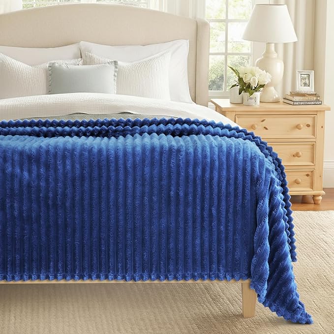 decorUhome Soft Fleece Navy Blue Twin Blanket for Bed, Cozy Fluffy Plush Flannel Striped Throws for Couch Sofa, Lightweight Decorative Ribbed Fuzzy Blanket for Woman, 60x80 Inches