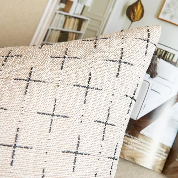 MIULEE Pack of 2 Decorative Burlap Linen Christmas Throw Pillow Covers Modern Farmhouse Pillowcases Rustic Woven Textured Cushion Cover for Sofa Couch Bed 22x22 Inch Beige