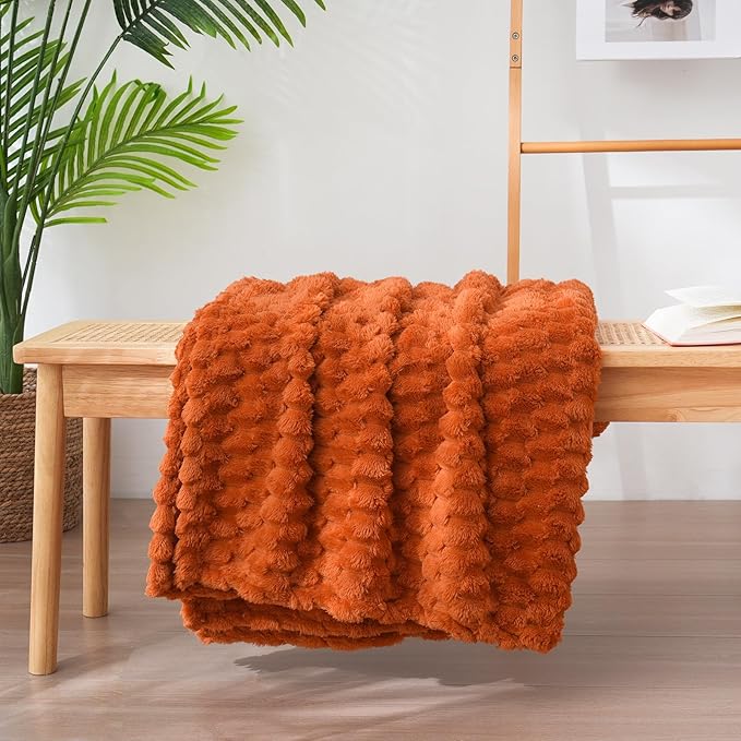 Vessia Flannel Fleece Throw Blanket, 3D Jacquard Burnt Orange Fuzzy and Warm Blanket for Couch, Sofa, Bed, 300GSM Super Soft Touch Cozy Home Decor for All Seasons (50x70 inches)