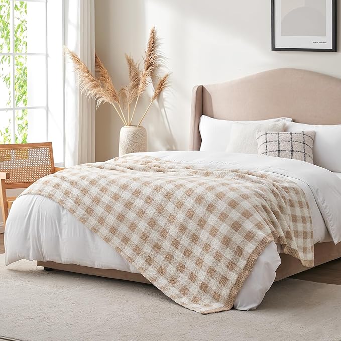 Snuggle Sac Queen Size Checkered Bedding Blanket Beige, Super Soft Warm Cozy Bed Blankets Oversized Fuzzy Plush Blankets for Bed, Bedroom, Plaid Beige, 90x90 inches