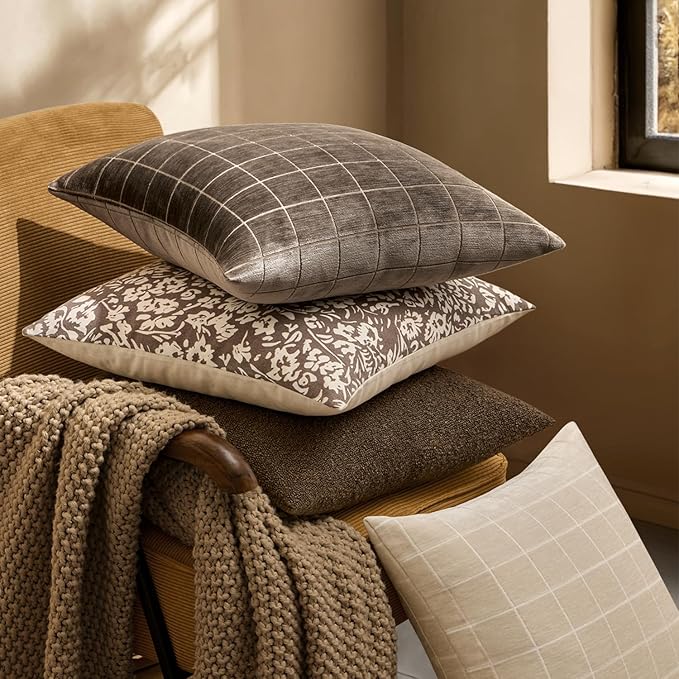 MIULEE Decorative Chenille Check Throw Pillow Covers Vintage Plaid Couch Pillows 18x18 Inch Set of 2 Neutral Boho Farmhouse Cushion Covers Modern Home Decor for Sofa Bed Living Room Brown