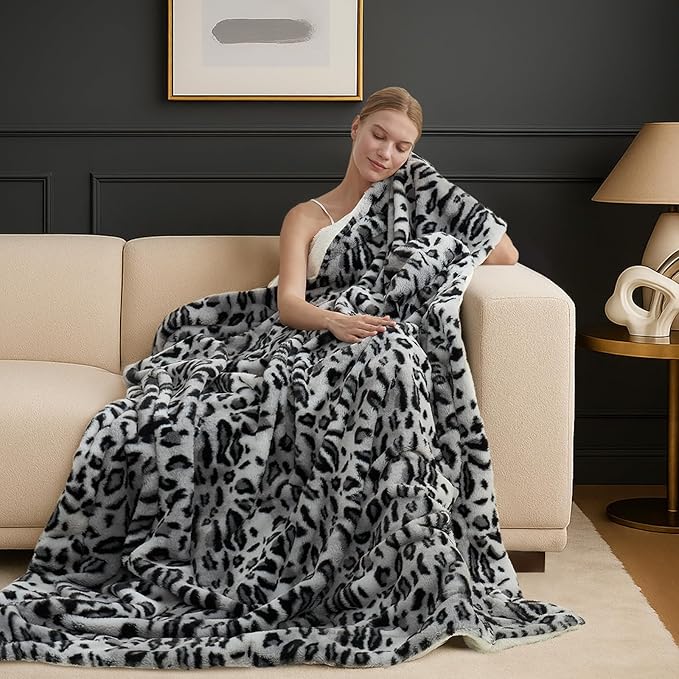 Cozy Bliss Luxury Faux Fur Throw Blanket Leopard Print, Non Shedding Double Sided Sherpa Blankets Super Soft Fluffy Thick Warm Throws Home Decor for Couch Bed Sofa Women,50"*60"Inches Snow Leopard