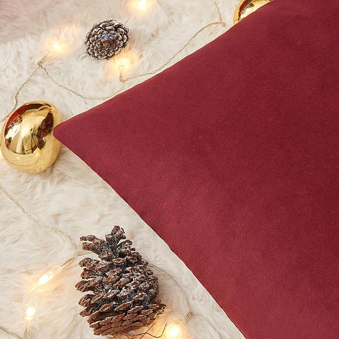 Christmas Burgundy Pillow Covers Set of 2 22x22 Inch Throw Pillow Covers, Soft Velvet Xmas Wine Red Decorative Pillow Covers for Couch Sofa Bed Living Room, Home Modern Decor