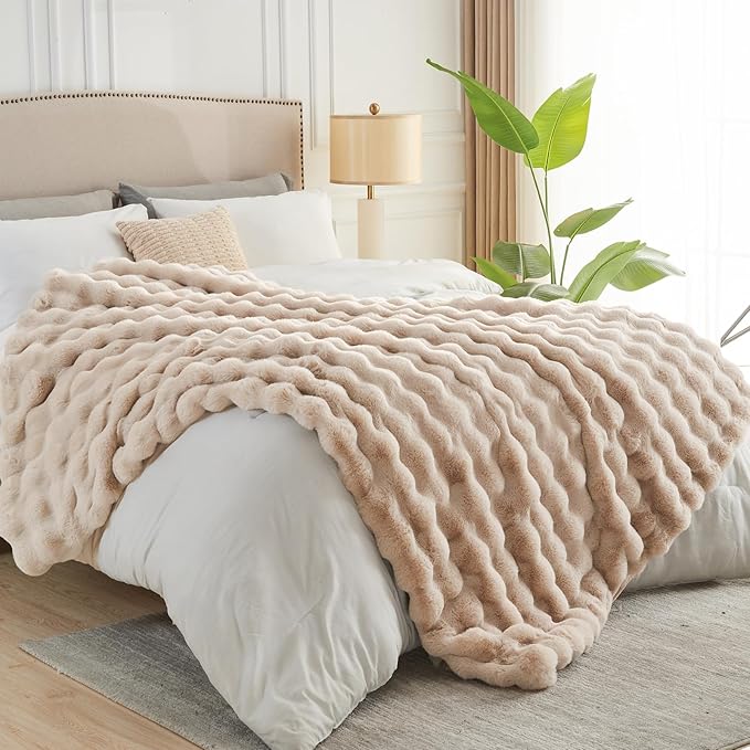 NEWCOSPLAY Faux Fur Twin Blanket Linen Luxury Fluffy Thick Warm Bubble Blanket for Couch Sofa Bed 1000GSM (Linen Bubble Thick, Twin(60"x80"))