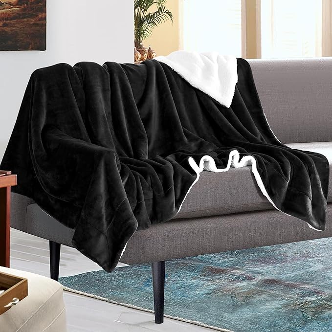 Mocassi Premium Ultra-Soft Velvet Touch Flannel Fleece Sherpa Throw - Warm Cozy Reversible Plush Micromink Throw Blanket for Couch, Bed and Sofa - Fluffy, Christmas Winter Bedding Gift, Black