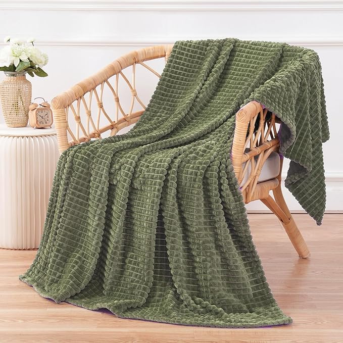 Puncuntex Flannel Fleece Throw Blanket Olive Green 50"×70",Super Soft Plush Cozy Blanket with Square Grid Design Luxury for Couch Sofa Chair