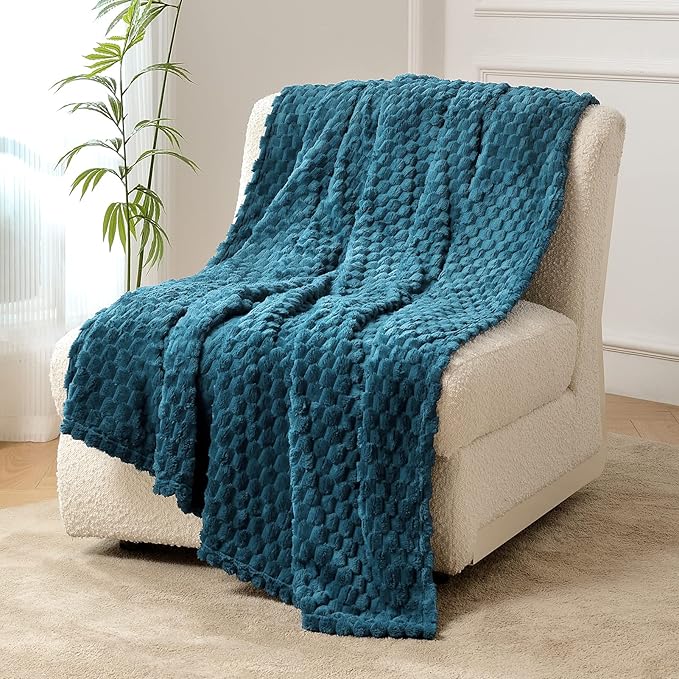 FY FIBER HOUSE Fleece Throw Blanket for Couch 300GMS Super Soft Plush Fuzzy Blankets and Throws for Sofa Bed Office, 40x50 Inches, Storm Blue