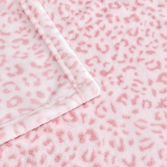 Leopard Print Blanket Fleece Throw for Bed Sofa Travel and Camping, Super Soft Cozy Fluffy Plush Cheetah Print Blanket for All Seasons 60"x80"(Light Pink)