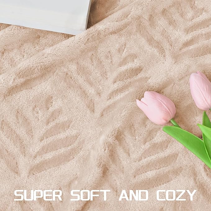 Exclusivo Mezcla King Size Fleece Blanket for Bed, Super Soft and Cozy Blankets All Season Use, Leaves Pattern, Plush Fuzzy Lightweight, Camel, 90x104 Inch