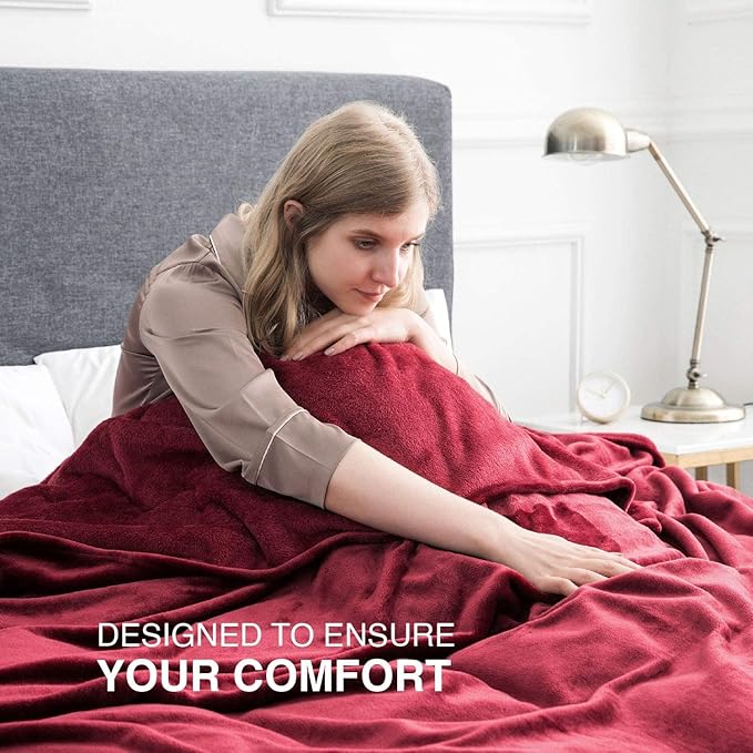 MOONLIGHT20015 Burgundy Fleece Blanket King Size – Soft 400 GSM Plush Microfiber King Size Blanket, Warm Lightweight King Blanket for The Bed, 108x90 Inches, Red