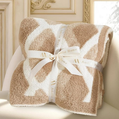 Amélie Home Knit Throw Blanket for Couch, Super Soft Fuzzy Cozy Throw, Giftable Knitted Blanket for Women Men, Birthday, Sofa Bed Living Room Decor, 50" x 60", Diamond Beige