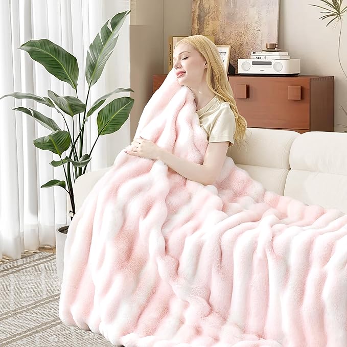 Plush Faux Rabbit Fur Throw Blanket – 850GSM Thick & Warm, Ultra Soft Fluffy Blanket for Couch, Bed, Sofa, Ideal Gift for Women, 50" × 60", Light Pink