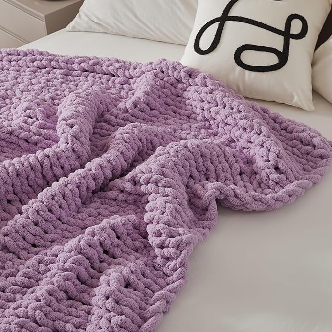 WESHIONGOO Chunky Knit Blanket Throw 51"×63" Knitted Throw Blankets for Couch Bed Fluffy Soft Blanket with Jumbo Chenille Yarn Thick 100% Handmade(Lilac)