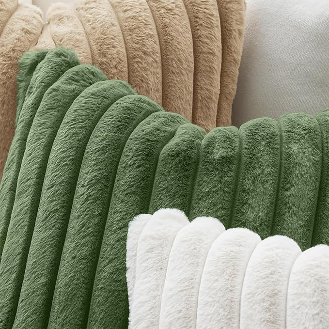 MIULEE Faux Fur Decorative Throw Pillow Covers 18x18 Inch Set of 2, Modern Spring Home Decor Soft Plush Couch Pillows Cozy Fluffy Cushion Covers for Sofa Bed Moss Green