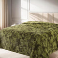 Richave Queen Size Fleece Blanket,Premium Lightweight Anti-Static 90x90 Inches 3D Clouds Stylish Jacquard Velvet Plush Bed Blanket for Queen Full Bed, Tie-dye Olive Green