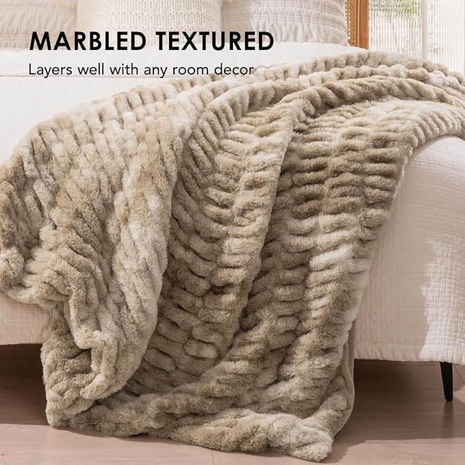 EVERGRACE Luxurious Soft Faux Rabbit Fur Throw Blanket, Cozy Fuzzy Plush Warm Throws for Couch Bed Sofa Chair Home Decor, Ruched Bubble Fluffy Blanket with Reversible Velvet, 50" x 60", Beige