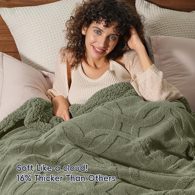 PHF Soft Sherpa Fleece Blanket Queen Size for Bed, 510GSM Fleece Lightweight Yet Warm Blanket, No Shed No Pilling, 90" x 90", Tufted Jacquard Cozy Thick Bed Throw for Home Decor Christmas, Dark Olive