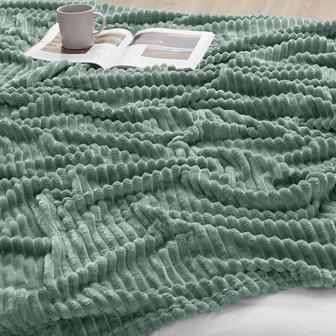 Nestl Green Blanket King Size for Bed - Cozy Warm Fuzzy Blankets for Women, Plush Large Fleece Throws for Girls - Sage Green, 108 x 90 Inches