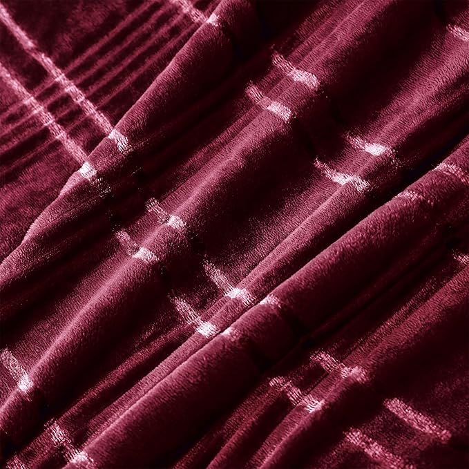 COOVA Oversized King Fleece Blanket 120x120 inches, Soft Cozy Warm Giant Extra Large 10'x10' Blanket for Bed, Sofa, Couch,Travel, Camping, California Huge Big Throw Blanket, Checkered Burgandy Red
