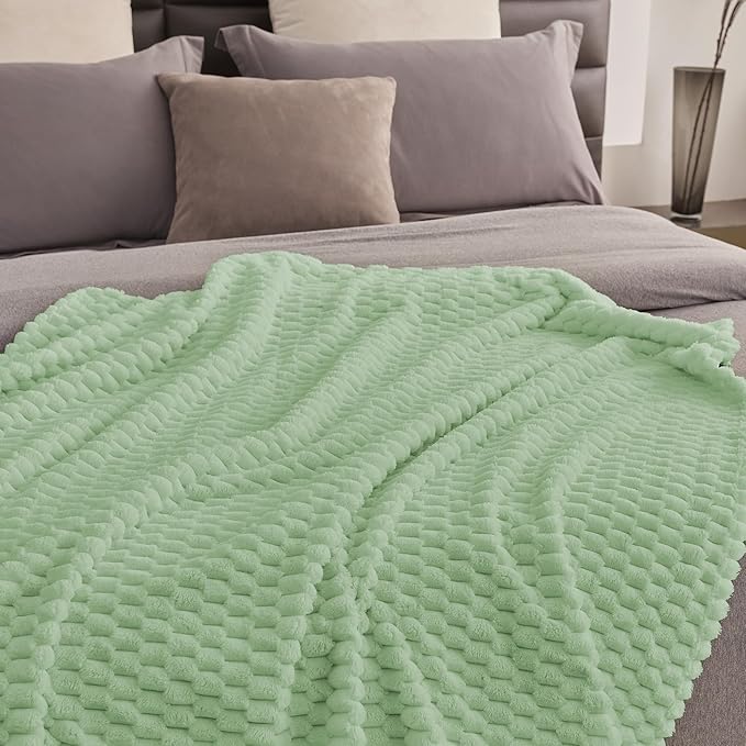 Super Soft Fleece King Size Blanket 90x90 Inches for Bed, Premium Silky with 3D Imitation Turtle Shell Jacquard Decorative Blankets, Lightweight and Cozy for Living Room.Sage Green