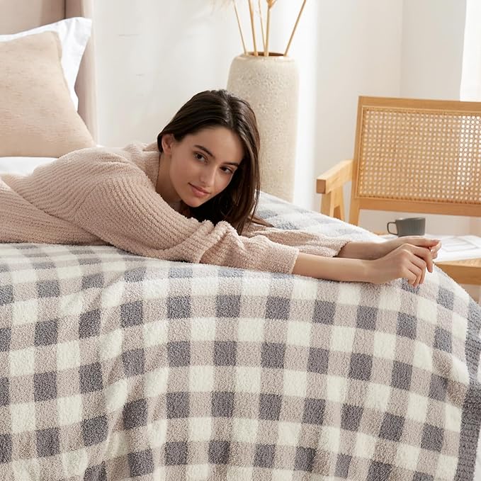 Snuggle Sac Buffalo Plaid Bedding Blanket Twin Size, Super Soft, Cozy Warm Knit Decorative Blankets, Reversible Plaid Fluffy Throws for Bed, Plaid Grey, 60x80 Inches