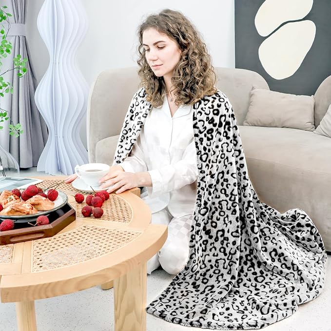 ZHIKU Warm Blanket Throw Soft Fleece Blankets Throw Blanket Lightweight 50"x60"