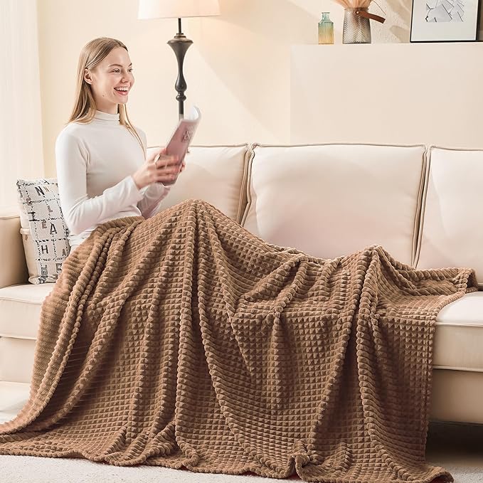 EMME Fleece Blanket Twin Size Luxury Flannel for Couch Bed Sofa Chair, Soft, Plush, Warm and Cozy Blanket with Geometric Grid Design (Brown, 60'' x 80'')