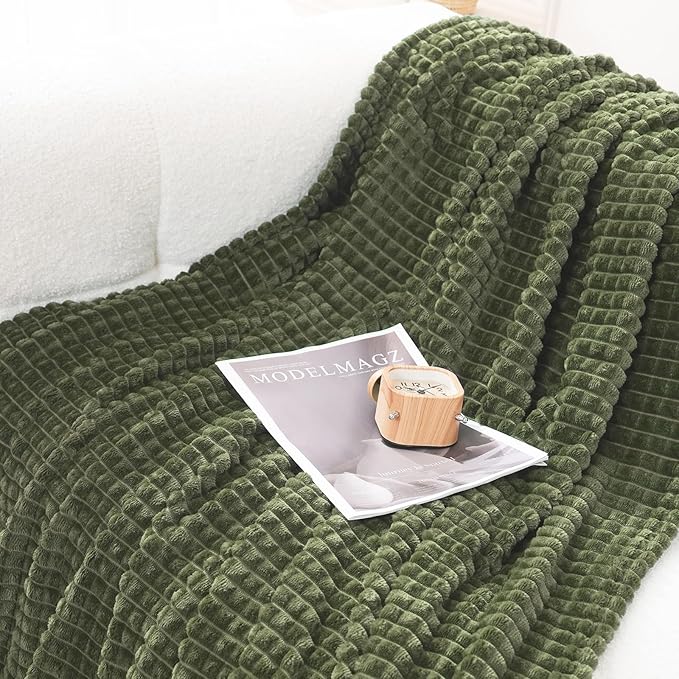 Puncuntex Flannel Fleece Throw Blanket Olive Green 50"×70",Super Soft Plush Cozy Blanket with Square Grid Design Luxury for Couch Sofa Chair