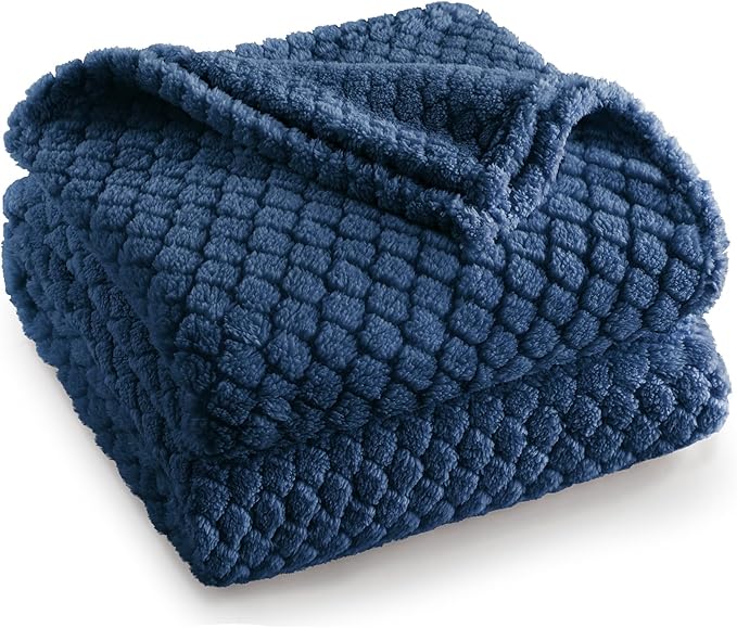 Exclusivo Mezcla Queen Size Fleece Blanket for Bed, Extra Soft Warm Decorative Fuzzy Blanket for Women, Lightweight Cozy Bedding Blankets, 90x90 Inches, Navy Blue