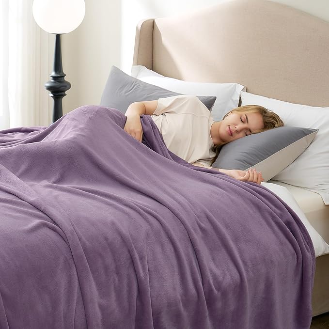 Hansleep Fleece Fog Purple Queen Blanket, Super Soft Flannel Fuzzy Plush Cozy Blanket for All Seasons, Fog Purple, Queen 90x90 Inches