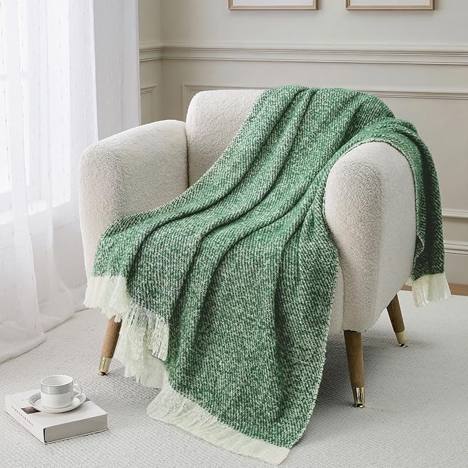 BOURINA Throw Blanket Soft Lightweight Cozy Throw for Bed Couch Decorative Blanket, Green 50" x 60"