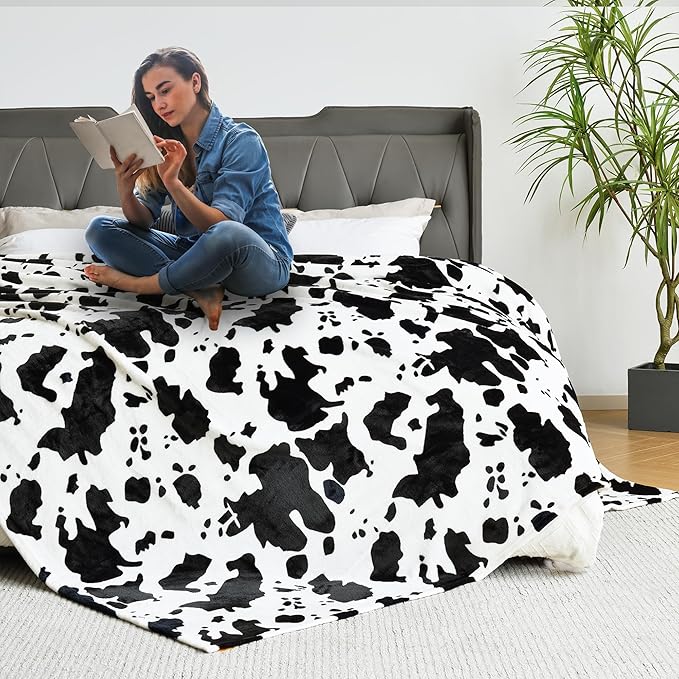 Softan Fleece Blanket - Black White Cow Print Throw Blanket - Fuzzy Lightweight Super Soft Microfiber Flannel Blankets for Couch, Bed, Sofa - Ultra Luxurious Warm and Cozy for All Seasons (90"×90")