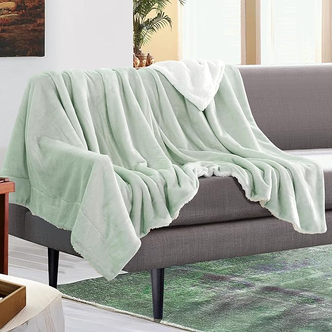 Mocassi Premium Ultra-Soft Velvet Touch Flannel Fleece Sherpa Throw - Warm Cozy Reversible Plush Micromink Throw Blanket for Couch, Bed and Sofa - Fluffy, Christmas Winter Bedding Gift, Mint Green