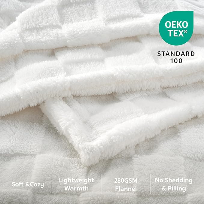 Joiedomi Queen Size Blanket for Bed, Soft White Fleece Checkered Blankets Gifts for Women Mom Girls, 280GSM Cozy Cute Soft Throw Home Room Decor Aesthetic Gifts 90x90 Inches